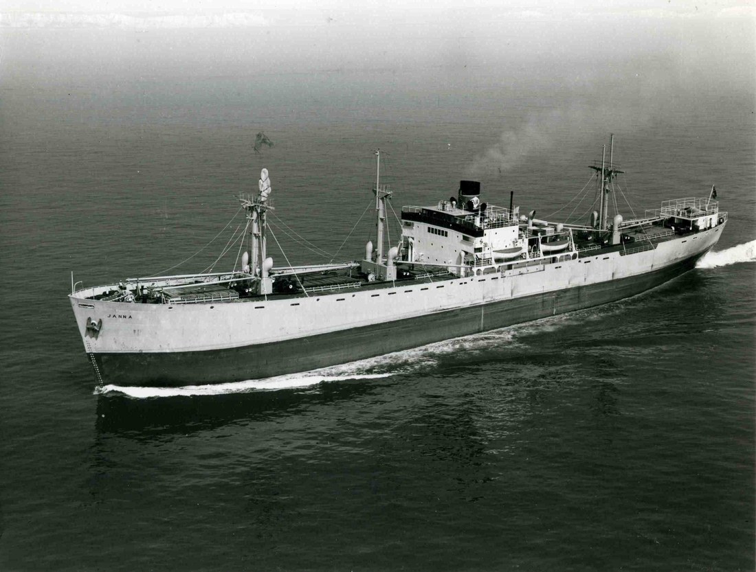 Janna (1943) Skyfotos