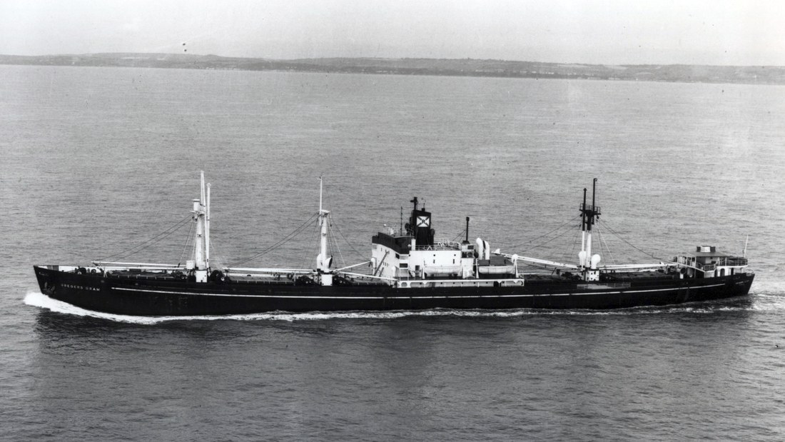 Gregers Gram (1943) Skyfotos Gregers Gram (1943) Skyfotos